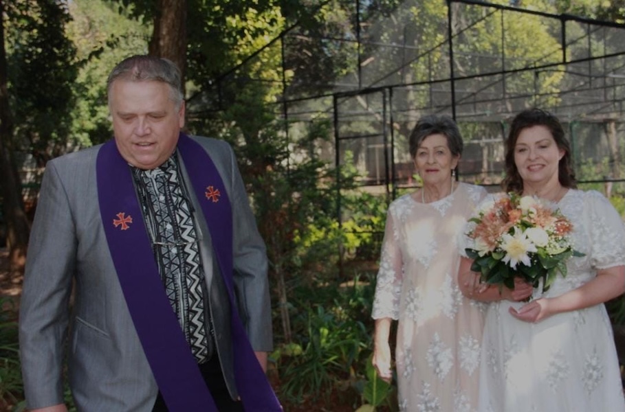 Wedding ceremony by Dr. Gerrit Rademeyer in Colesberg